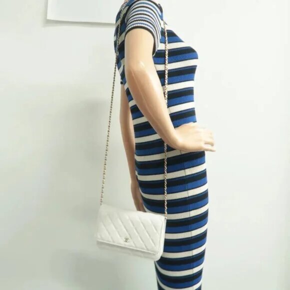 100% Authentic CHANEL Wallet on Chain White Leather Shoulder Bag 3536-083024 - Picture 12 of 12